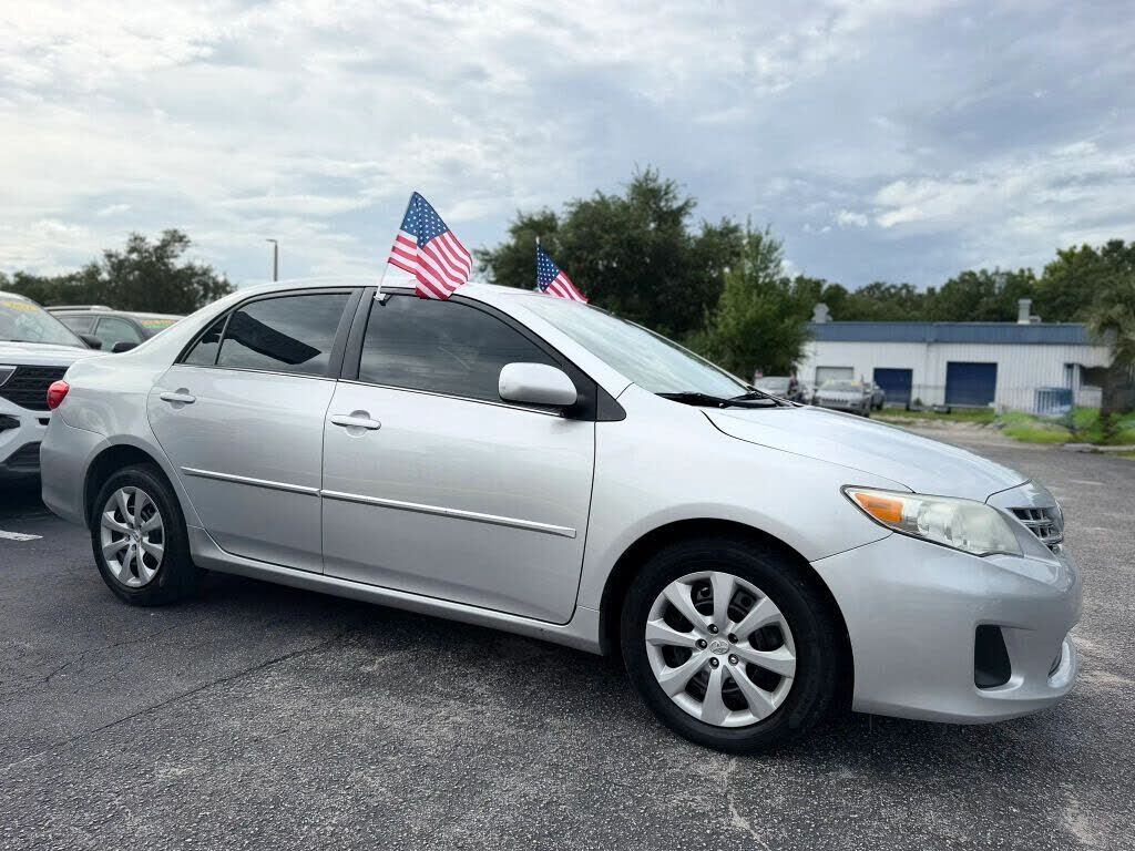 2013 TOYOTA Corolla