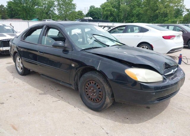 2003 FORD Taurus