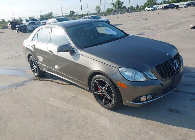 2011 MERCEDES-BENZ E-Class