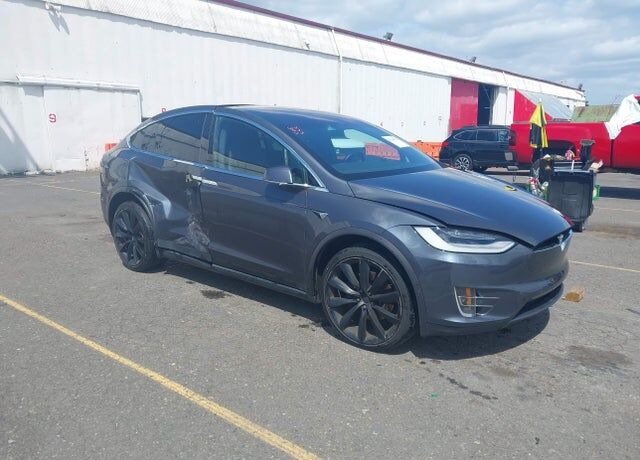 2020 TESLA Model X