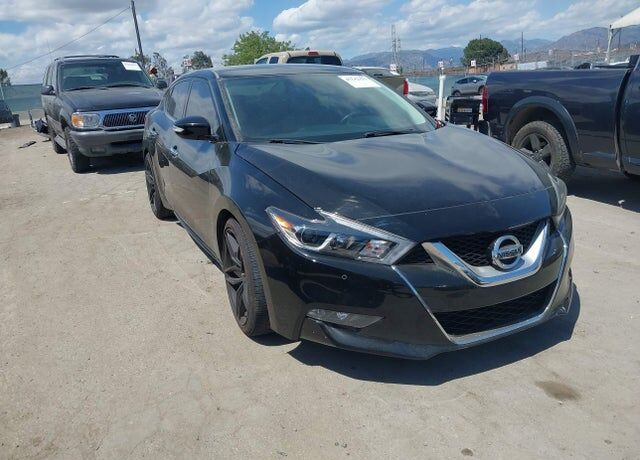 2016 NISSAN Maxima