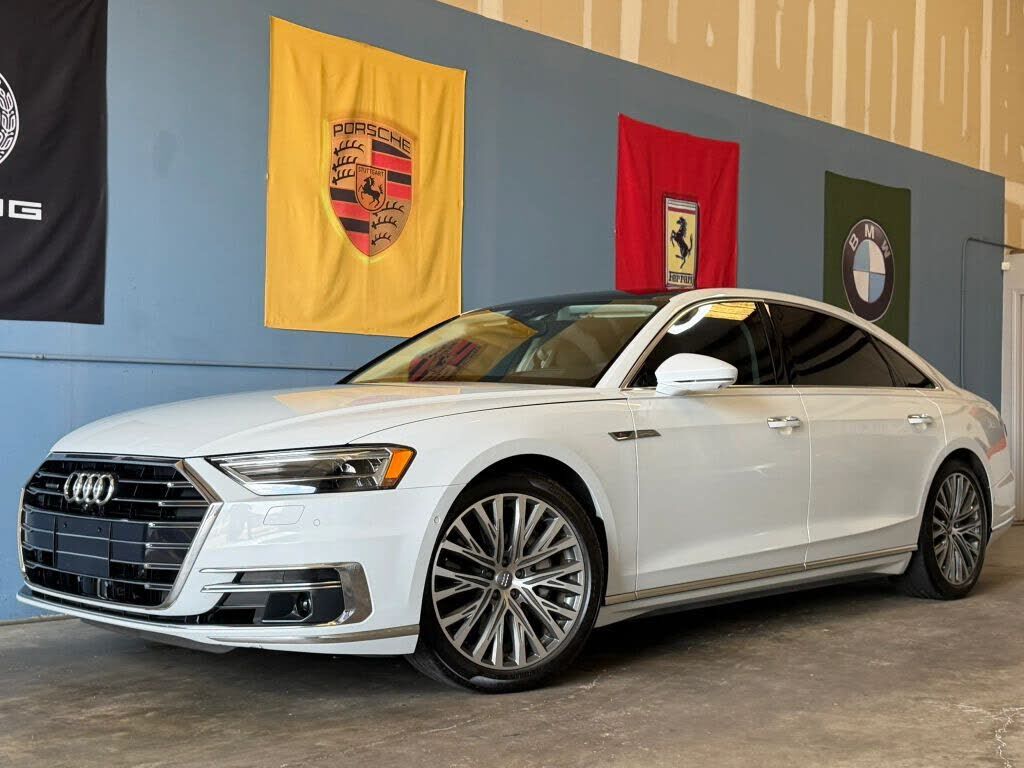 2019 AUDI A8