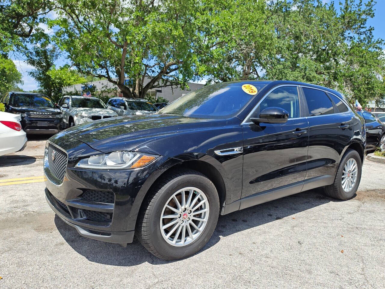 2019 JAGUAR F-Pace