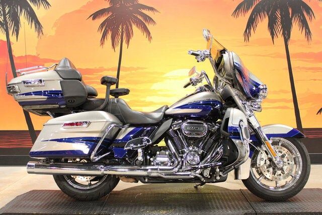 2017 HARLEY DAVIDSON FLHTKSE / CVO LIMITED