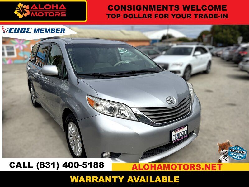 2014 TOYOTA Sienna