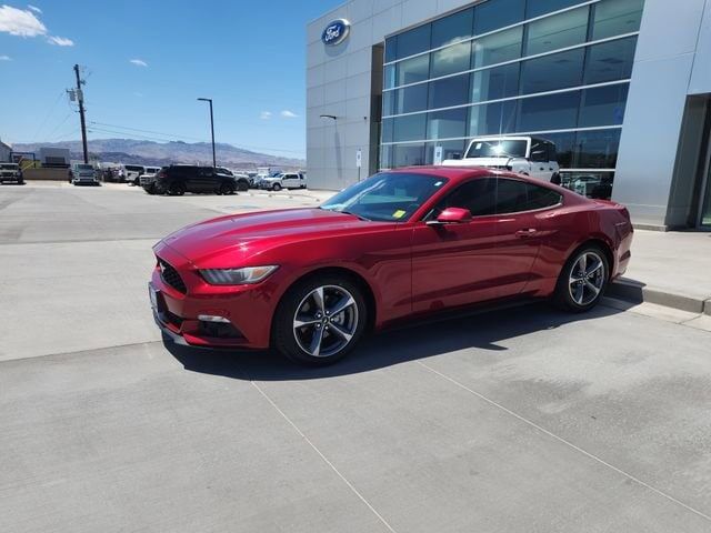 2017 FORD Mustang
