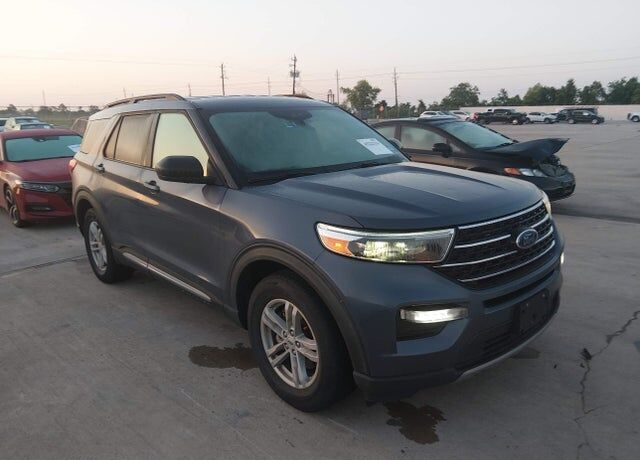 2021 FORD Explorer