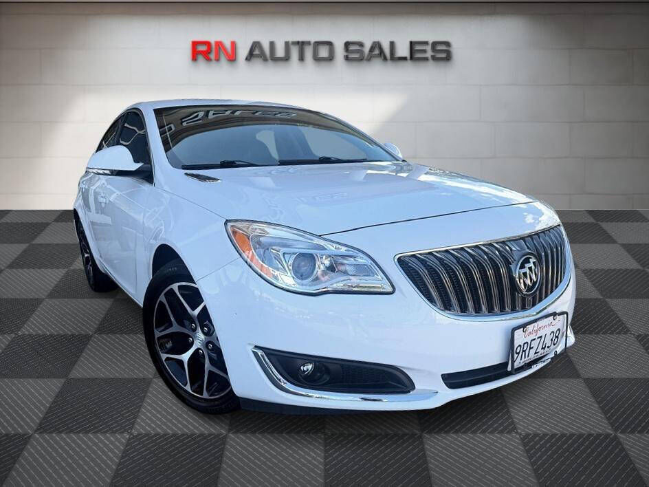 2017 BUICK Regal