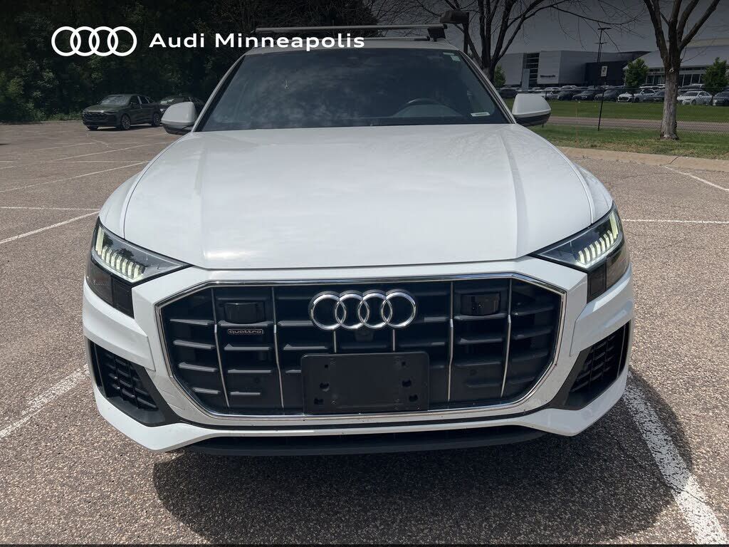 2023 Audi Q8