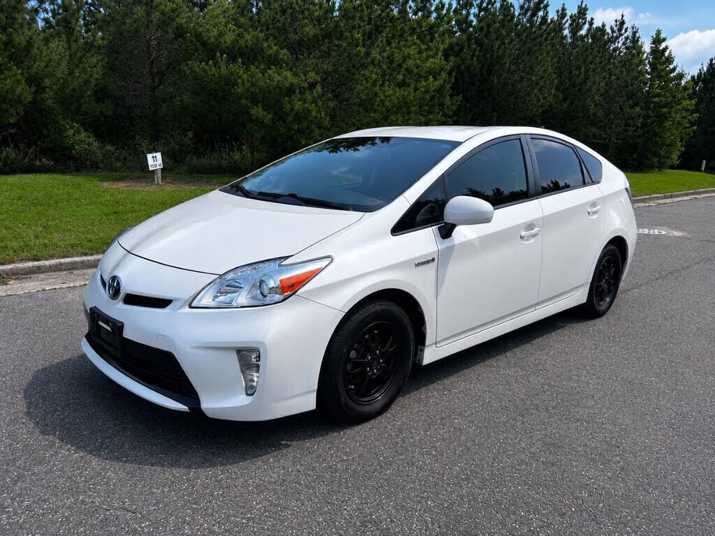 2015 TOYOTA PRIUS