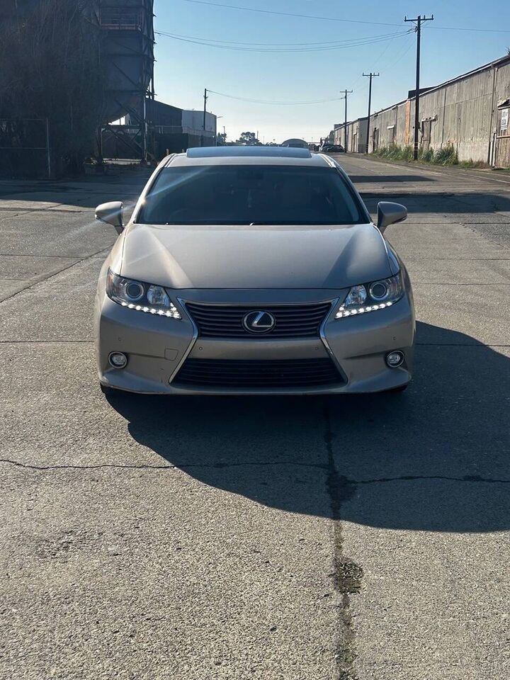 2014 LEXUS ES