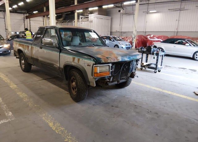 1994 DODGE Dakota