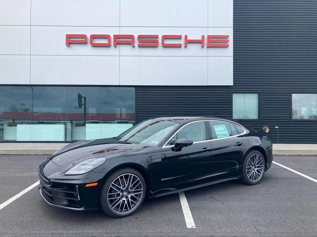 2025 PORSCHE Panamera