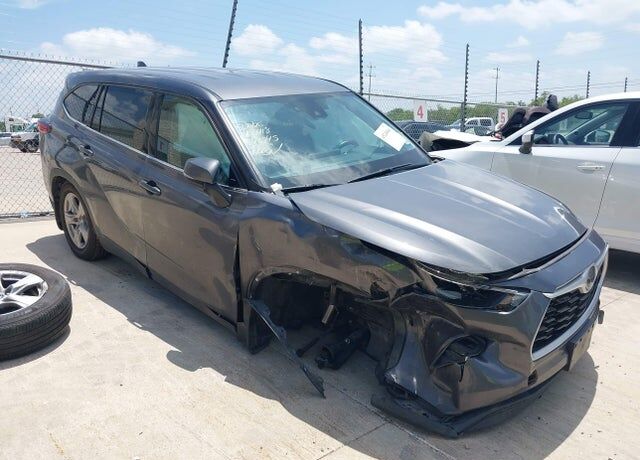 2021 TOYOTA Highlander