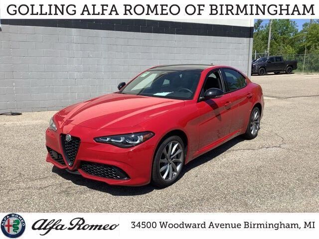 2025 ALFA ROMEO Giulia