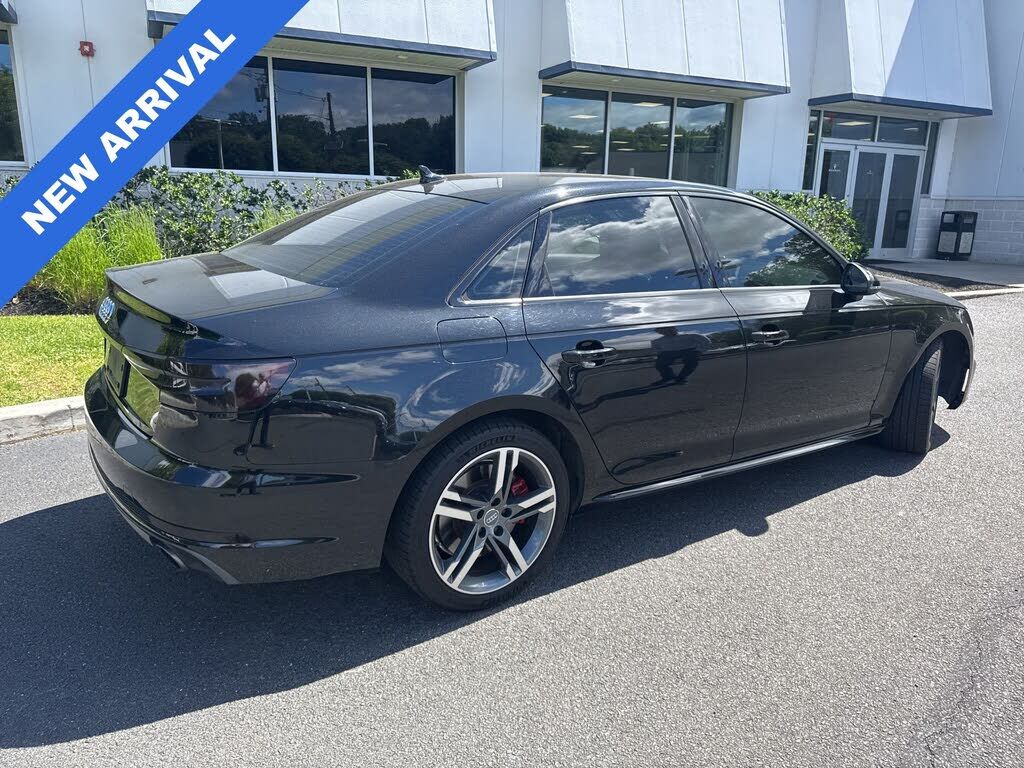 2017 Audi A4