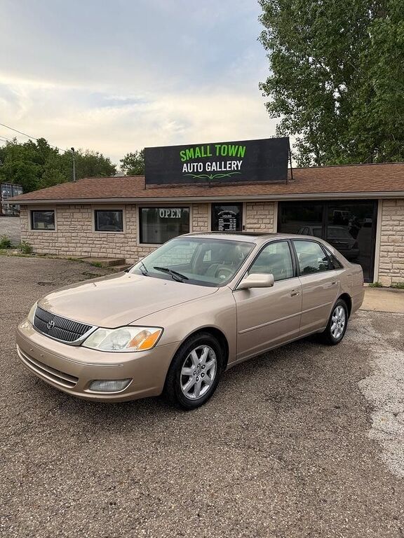 2001 TOYOTA Avalon