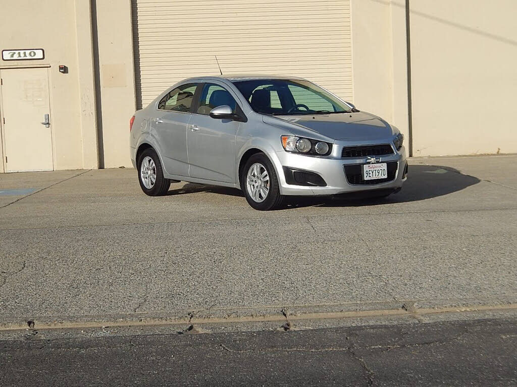 2012 CHEVROLET Sonic