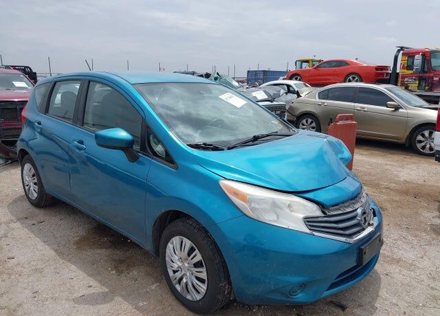 2016 NISSAN Versa