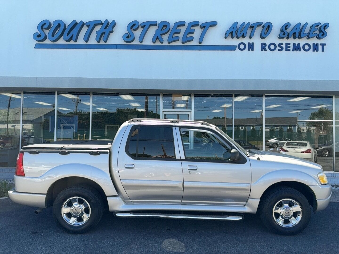 2005 FORD Explorer
