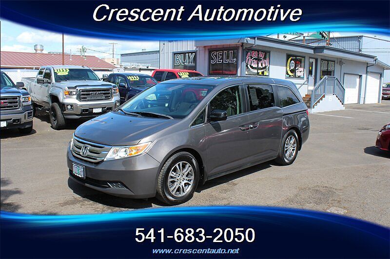 2013 HONDA Odyssey