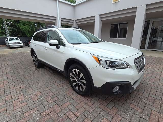 2015 SUBARU Outback
