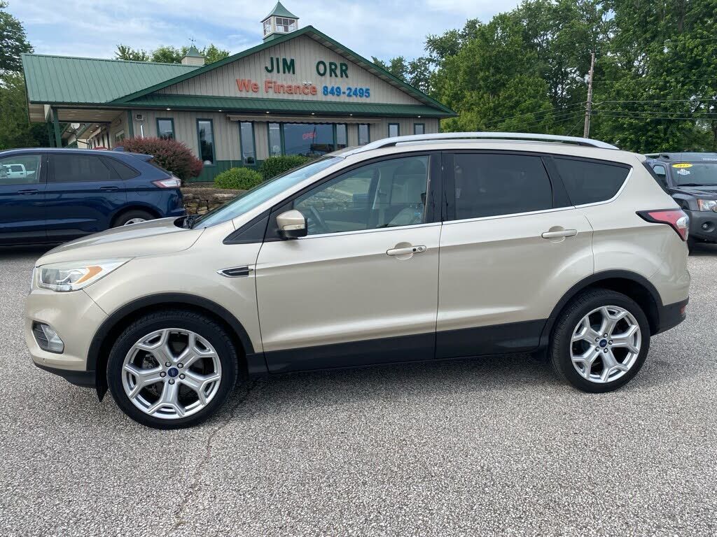 2017 FORD Escape