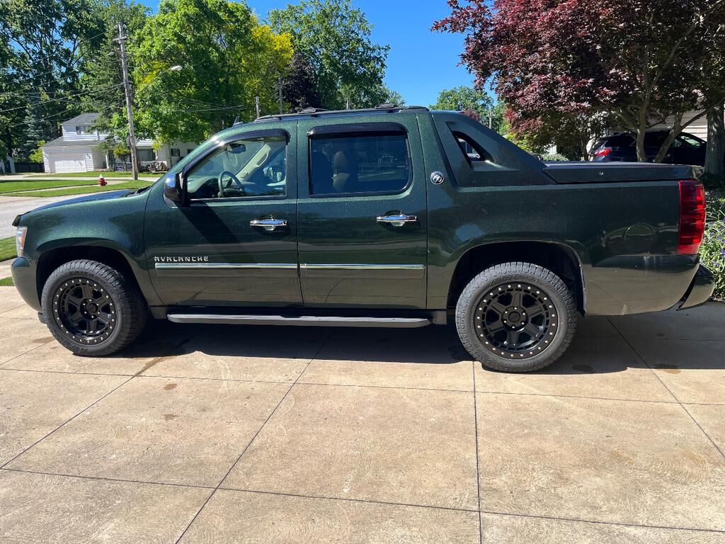 2013 CHEVROLET Avalanche
