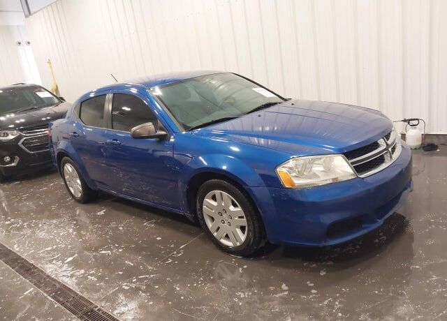 2014 DODGE Avenger