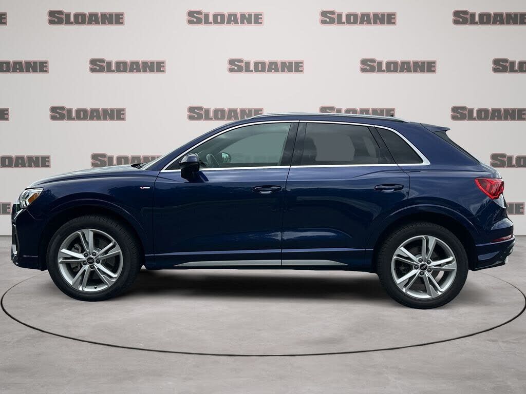 2022 Audi Q3