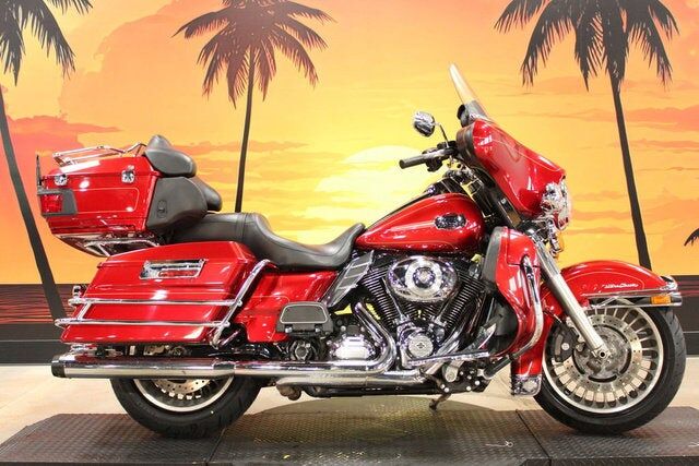 2012 HARLEY DAVIDSON Electra Glide Ultra Classic 103
