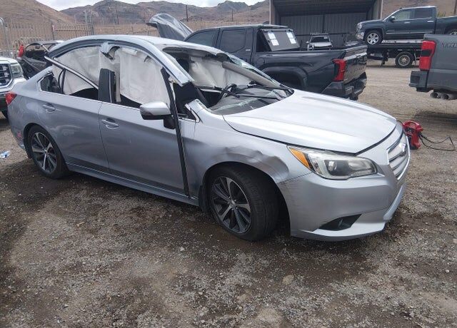 2015 SUBARU Legacy