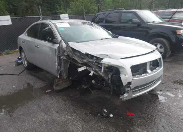 2013 NISSAN Maxima