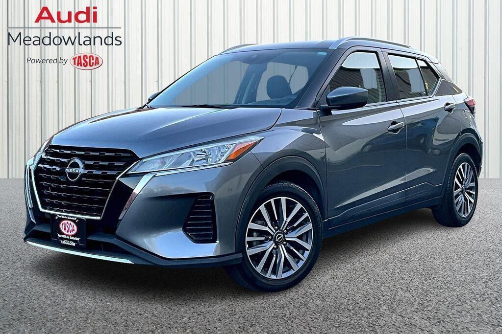 2022 NISSAN Kicks