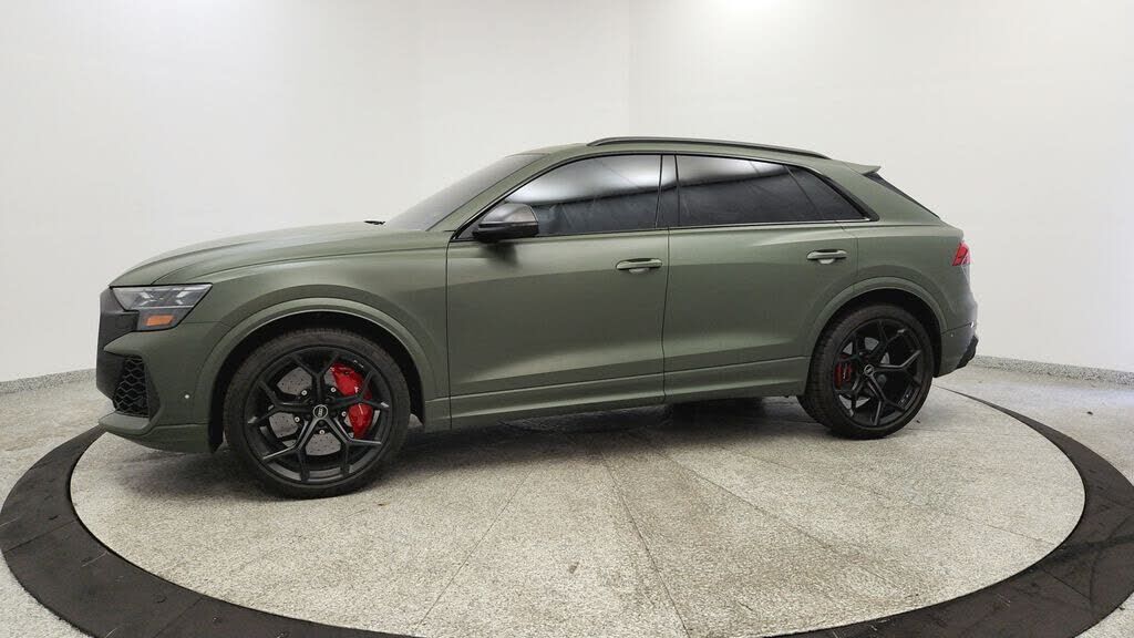 2025 Audi RS Q8