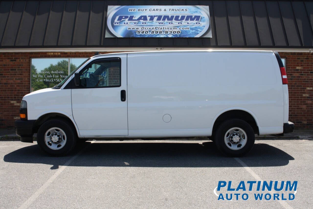 2019 CHEVROLET Express