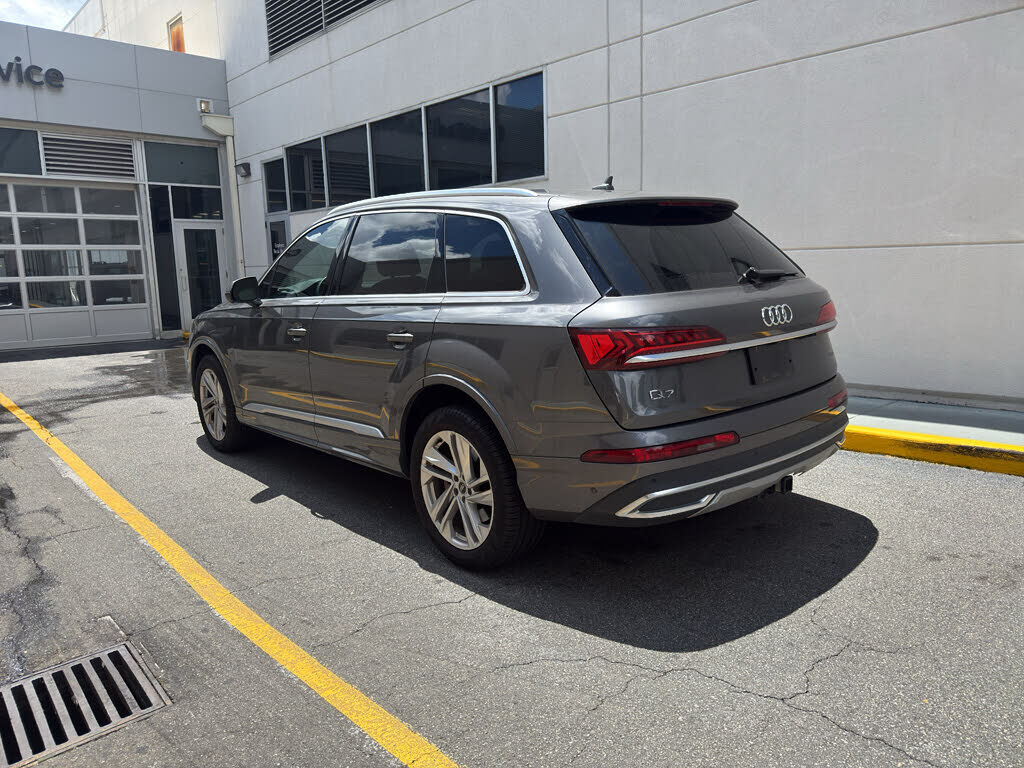 2021 Audi Q7
