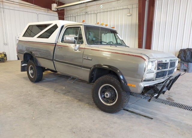 1993 DODGE W-Series