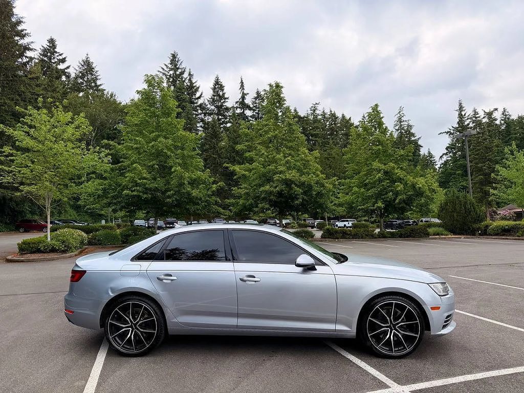 2017 Audi A4