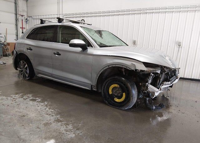 2021 AUDI Q5