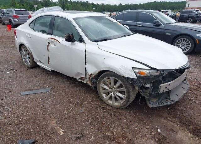 2016 LEXUS IS