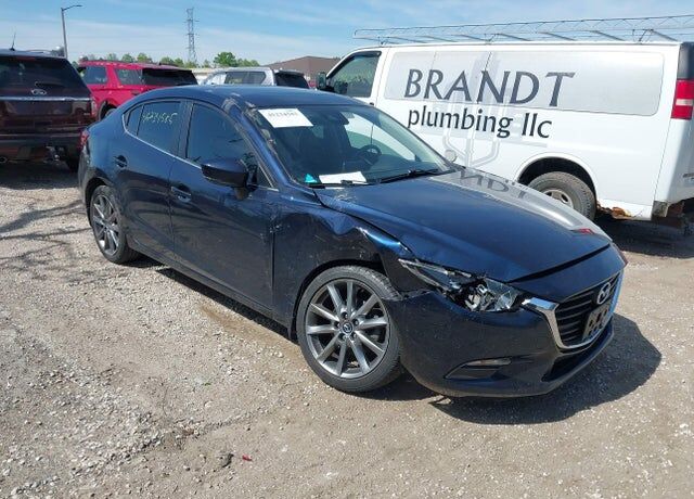 2018 MAZDA Mazda3