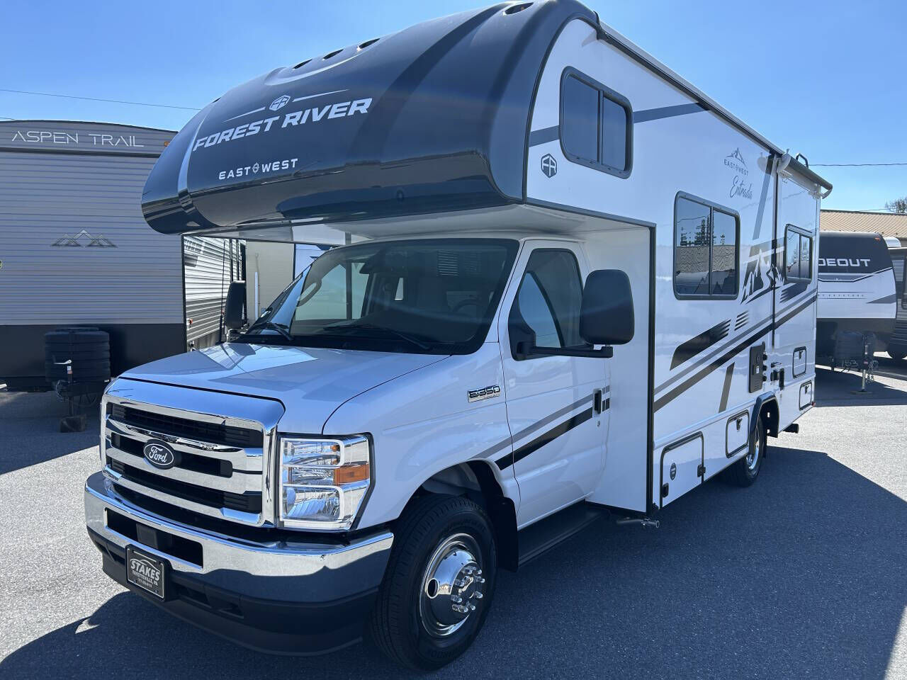 2026 FORD E-350