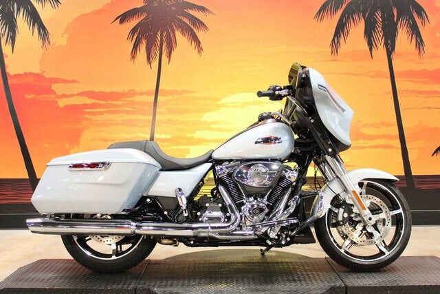 2025 HARLEY DAVIDSON FLHX / Street Glide