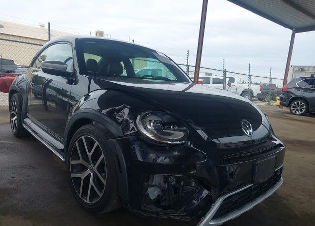 2018 VOLKSWAGEN Beetle