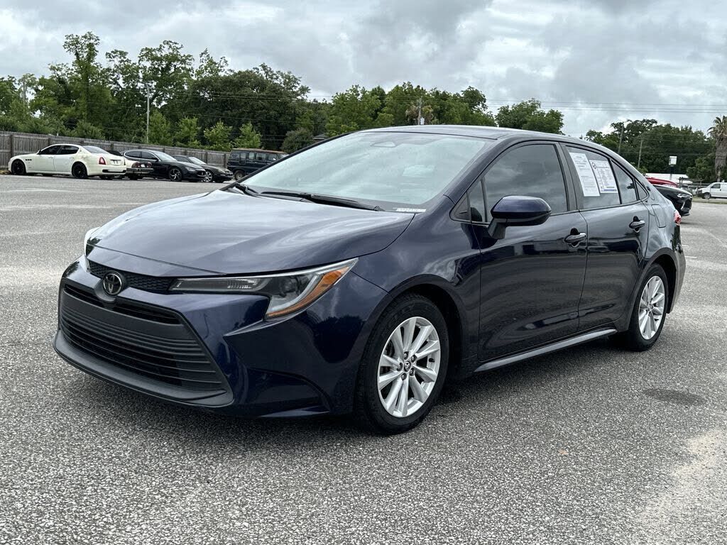 2024 TOYOTA Corolla