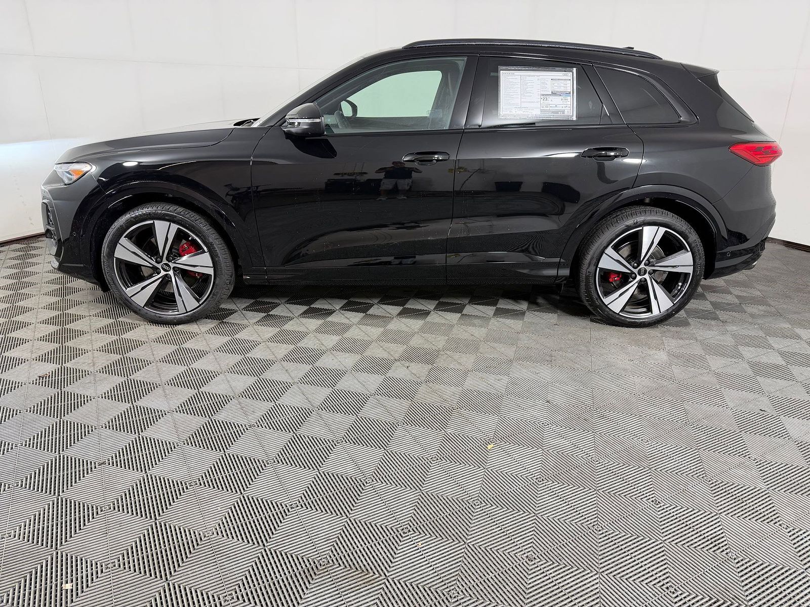 2026 Audi SQ5