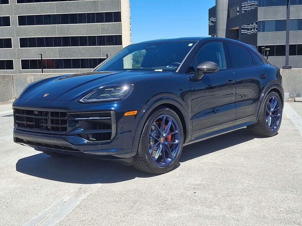 2026 PORSCHE Cayenne