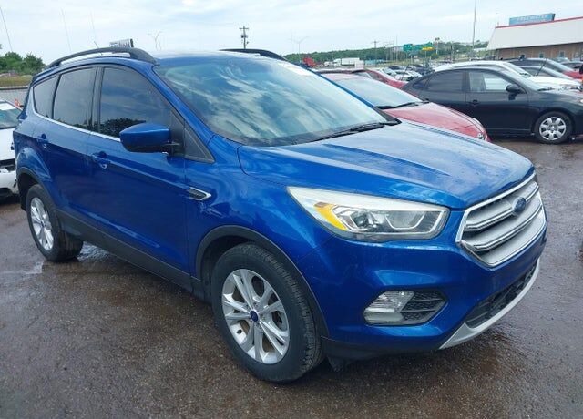 2017 FORD Escape