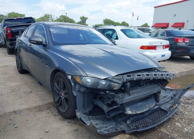 2017 JAGUAR XE